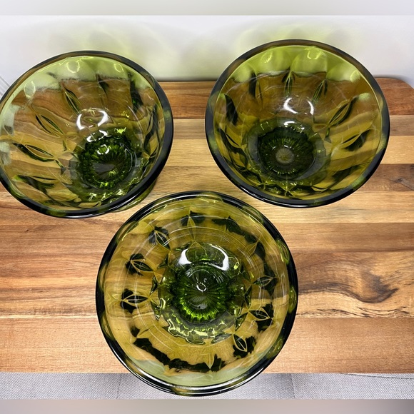 Vintage Anchor Hocking  Olive/Emerald Green Pedestal Compote/Bowl Set of 3! - Picture 3 of 9